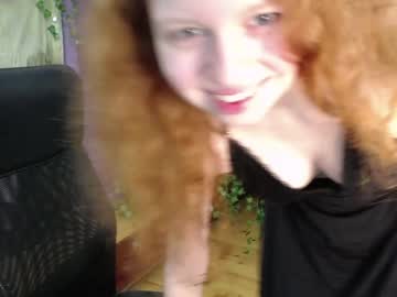 webcam girl molly_redhead today image #913704