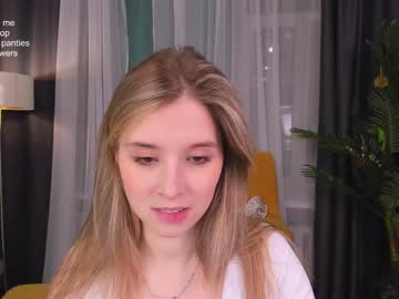 webcam girl milablush today image #3498258