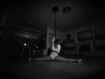 webcam girl hannahjames710 today image #3035115
