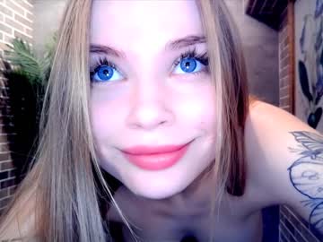 webcam girl leiavelvet today image #366964