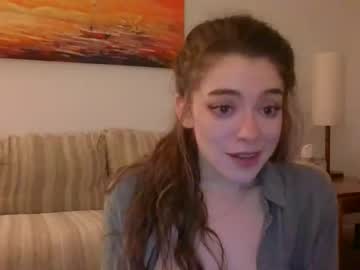 webcam girl rosegold18 today image #2908035