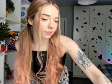 webcam girl thisisamelia today image #3797346