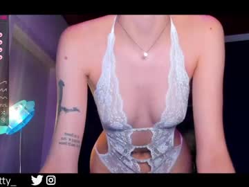 webcam girl lit1le_kitty_ today image #2727679