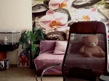 webcam girl jennycutey today image #1449338