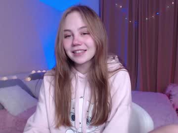 webcam girl little__princesss1 today image #633574
