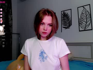 webcam girl small_blondee today image #3324642