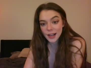 webcam girl rosegold18 today image #3393166