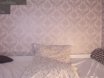 webcam girl lillpio today image #322763
