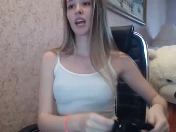 webcam girl ariana_777 today image #1853441