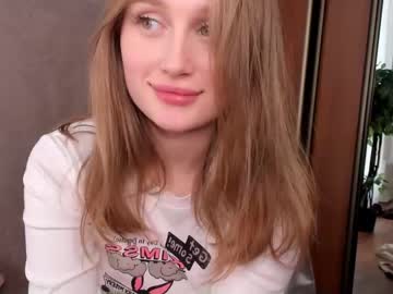 webcam girl aiyanatrujillo today image #4008114