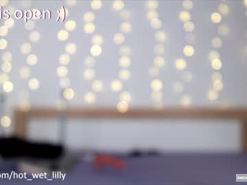 webcam girl hot_wet_lilly today image #3676990