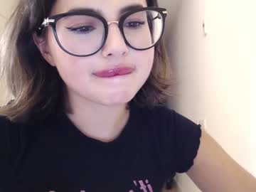 webcam girl playnofuckinggames today image #2838943