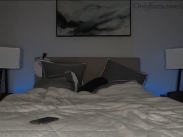webcam couple ari_lovexo today image #2861544