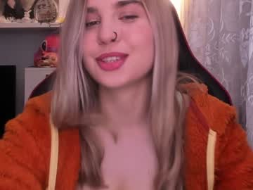 webcam girl sweetmila1 today image #3283510