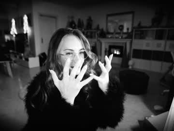 webcam girl hannahjames710 today image #657826