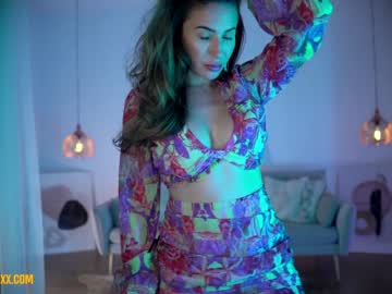 webcam girl provocatrixx today image #1935369