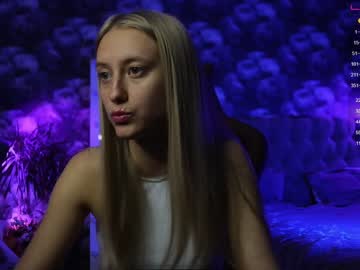 webcam girl angeellina today image #3499223