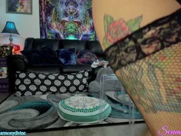 webcam girl sexual_essence today image #2816545
