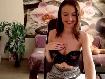 webcam girl jennycutey today image #3164832