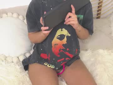 webcam girl yourmidnightcoffee today image #650168