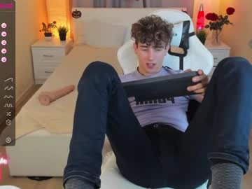 webcam man james_mil today image #2969494