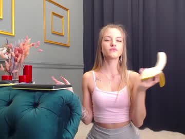 webcam girl selenaobrien today image #716684