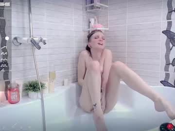 webcam girl _b_a_n_s_h_e_e_ today image #2143669