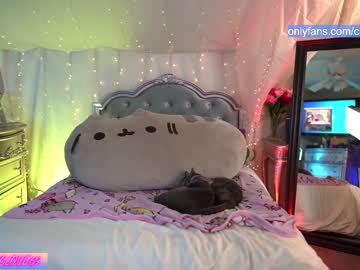 webcam girl chroniclove today image #392649