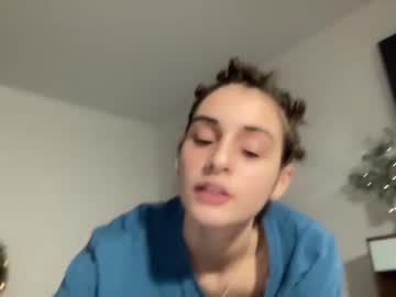 webcam girl crown_of_vice01 today image #3328019