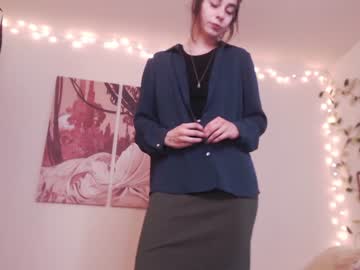 webcam girl eeeveee today image #2610423