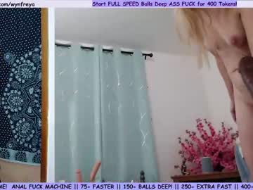 webcam girl wynfreya today image #726106
