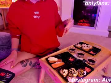 webcam girl thecosmicgirl today image #3528569