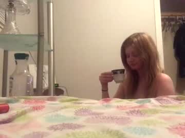webcam girl lovelyluxe69 today image #585360
