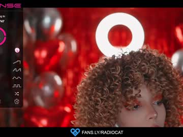 webcam girl poppy__parker today image #3725137