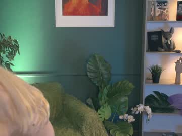 webcam girl lolly_bella_ today image #659519