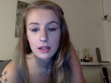 webcam girl marilynbelle today image #824903