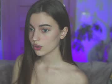 webcam girl hoolybunny today image #398249