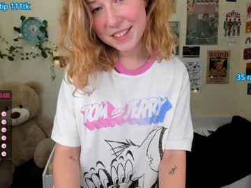 webcam girl lottie_shine today image #3184456
