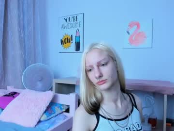 webcam girl erika__lodge today image #2256997