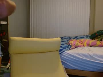webcam girl emma_peaches18 today image #4027592