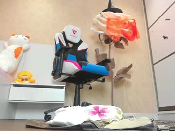 webcam girl cherrypie_01 today image #3008309