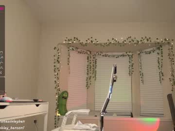 webcam girl ashley_benson1 today image #2259801