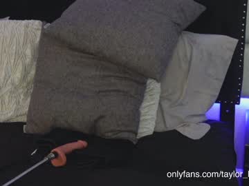 webcam girl taylor_love_303 today image #1639584