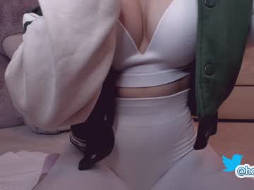 webcam girl hollyextra today image #352995