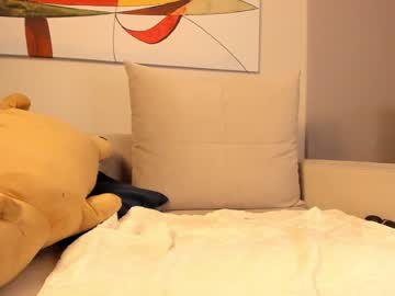webcam girl lily_14 today image #398110