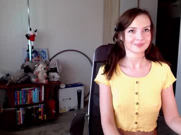 webcam girl jennycutey today image #227653