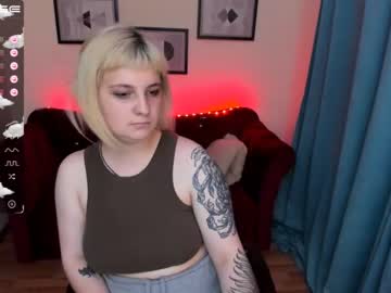 webcam girl yolandi_toit today image #2188736