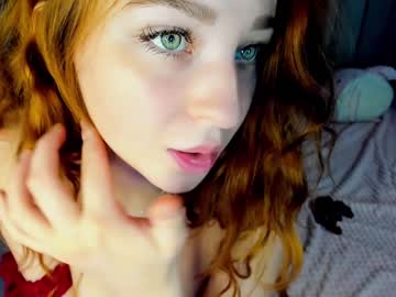 webcam girl zoe_0 today image #2371885