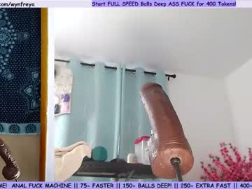 webcam girl wynfreya today image #560884