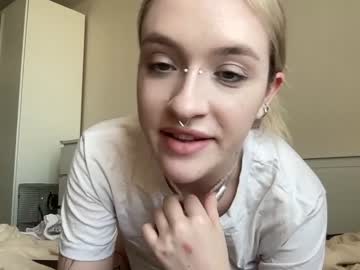 webcam girl crrystalluna today image #3963663